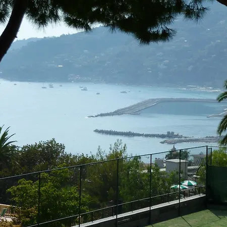 Pepiniere Apartment Ospedaletti